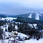 Stara Skola Marianska *