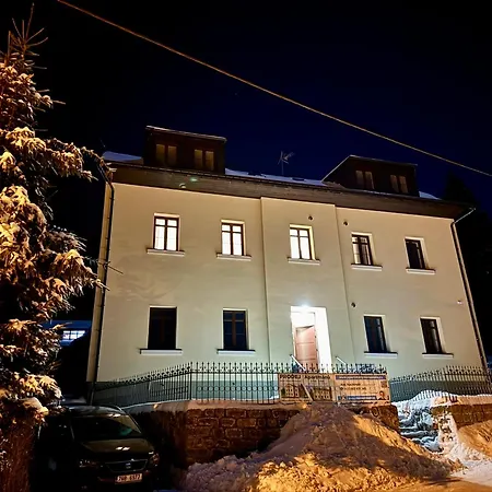 Stara Skola Marianska Apartament Albrechtice w Górach Izerskich