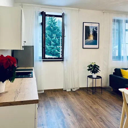 Stara Skola Marianska Apartment *