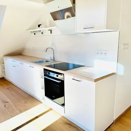 Stara Skola Marianska Apartment